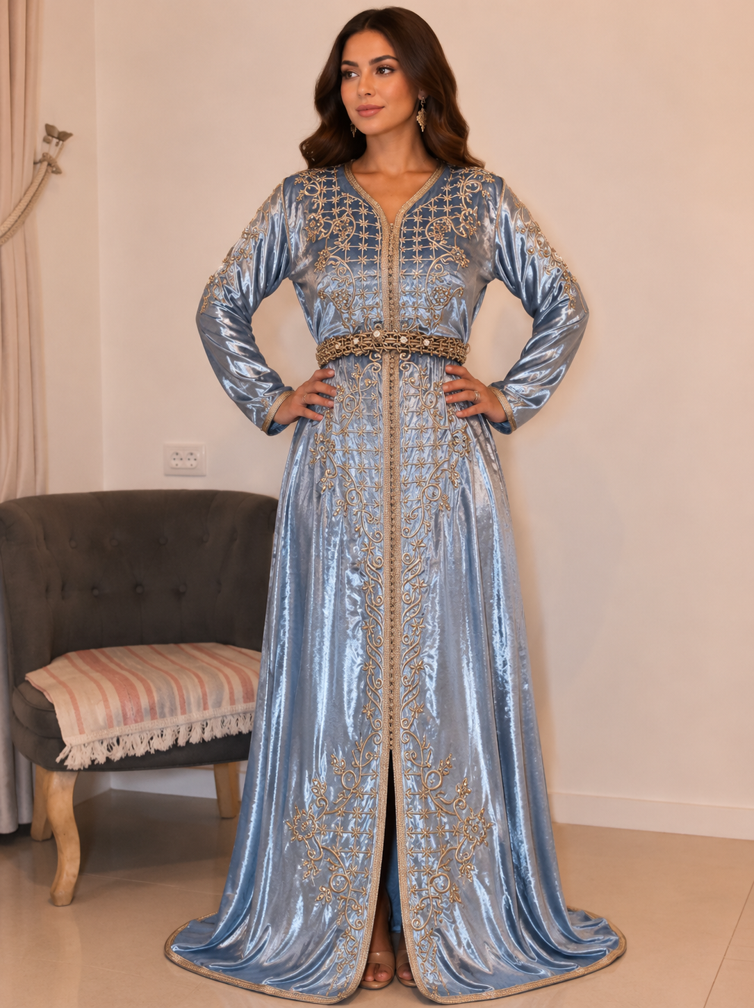 Caftan velours de soie et broderies dorées - BLEU PISCINE